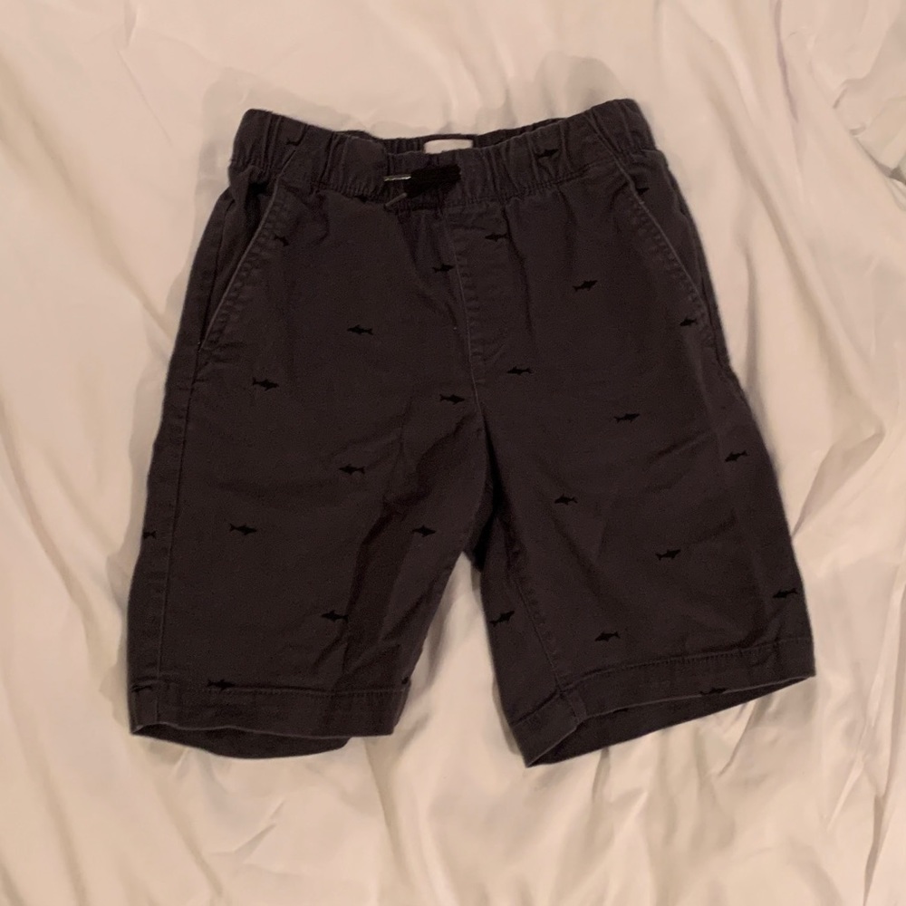 boys dark gray shark print shorts